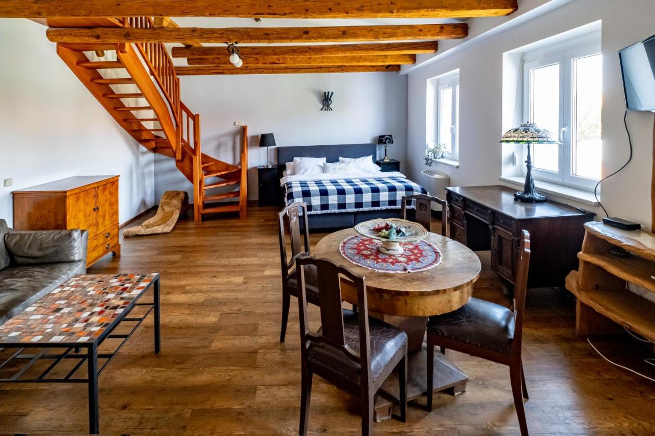 Apartmany Gulliver Микулов Экстерьер фото